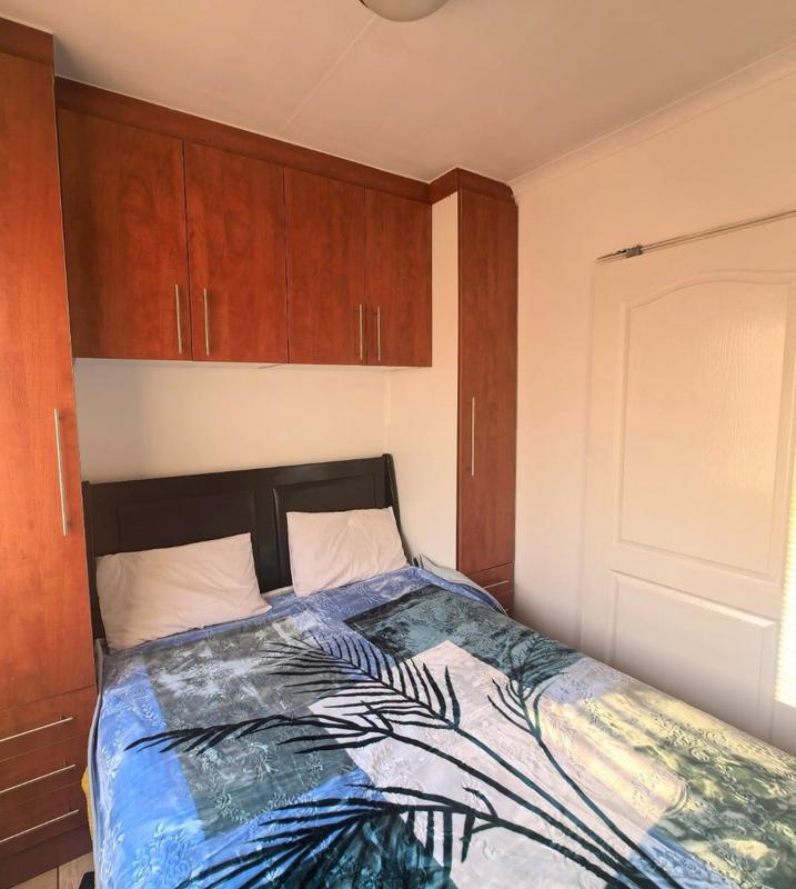 2 Bedroom Property for Sale in Fleurhof Gauteng