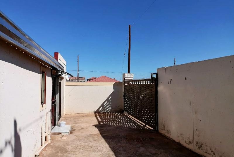 2 Bedroom Property for Sale in Glen Ridge Gauteng