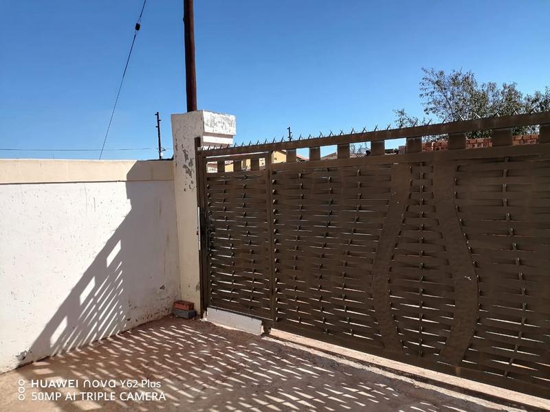2 Bedroom Property for Sale in Glen Ridge Gauteng