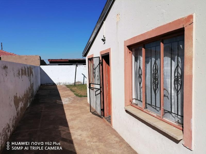 2 Bedroom Property for Sale in Glen Ridge Gauteng