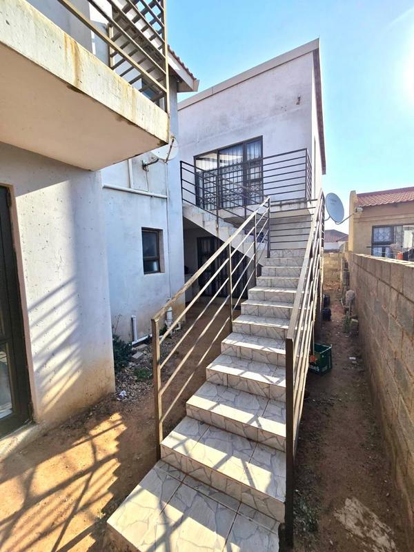 4 Bedroom Property for Sale in Glen Ridge Gauteng