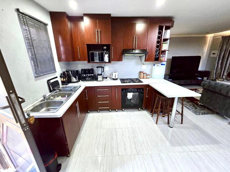 4 Bedroom Property for Sale in Glen Ridge Gauteng