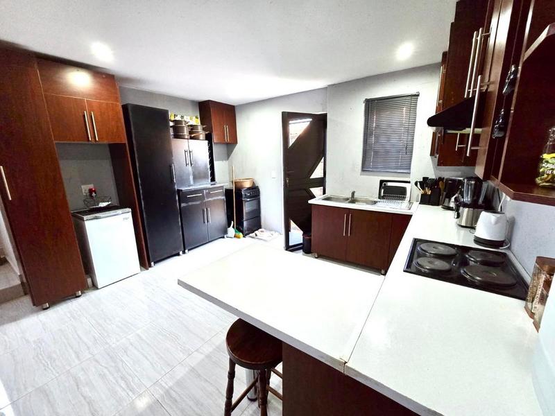 4 Bedroom Property for Sale in Glen Ridge Gauteng