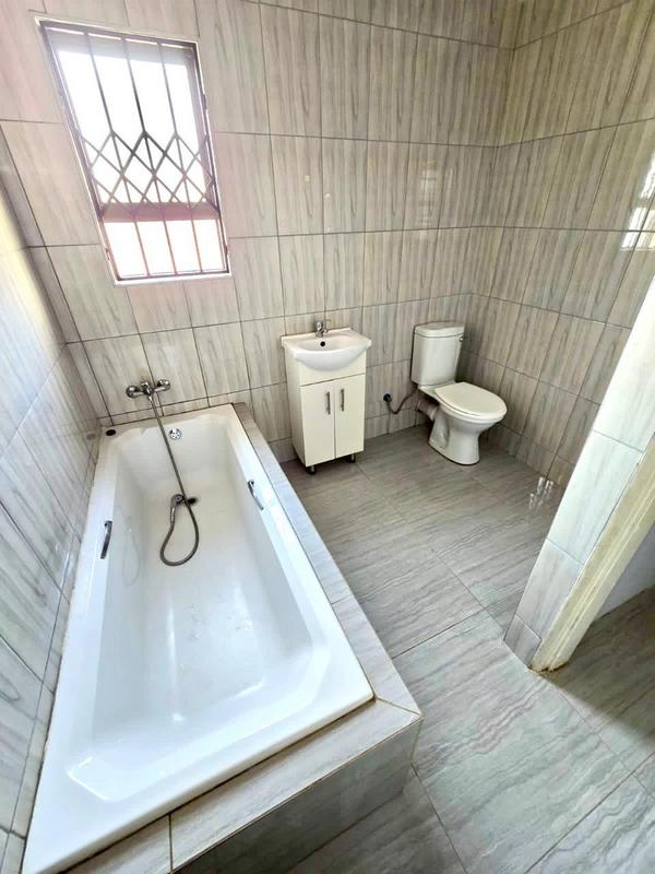 4 Bedroom Property for Sale in Glen Ridge Gauteng