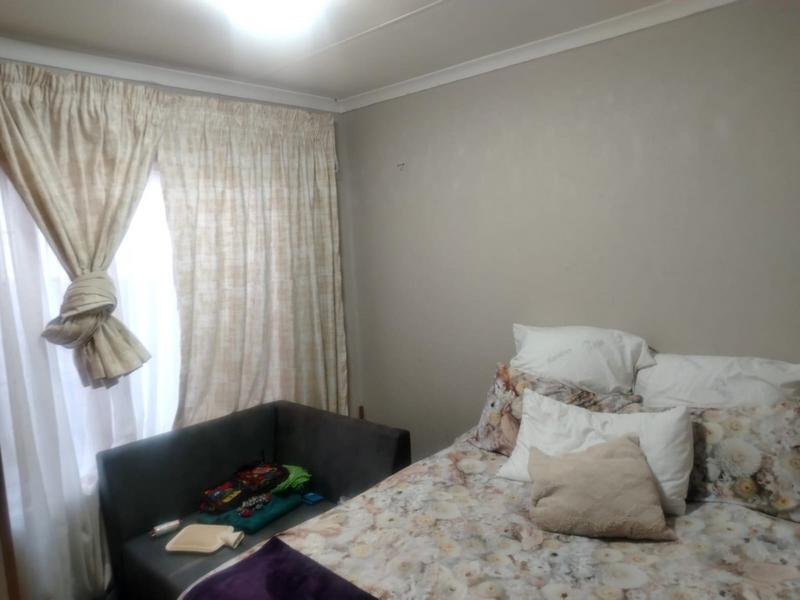 2 Bedroom Property for Sale in Groblerpark Gauteng