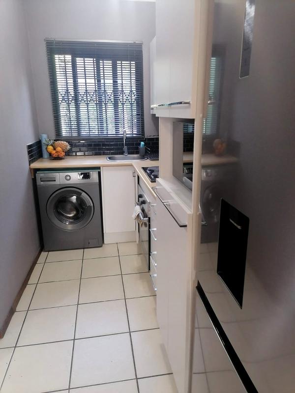 2 Bedroom Property for Sale in Honeydew Grove Gauteng
