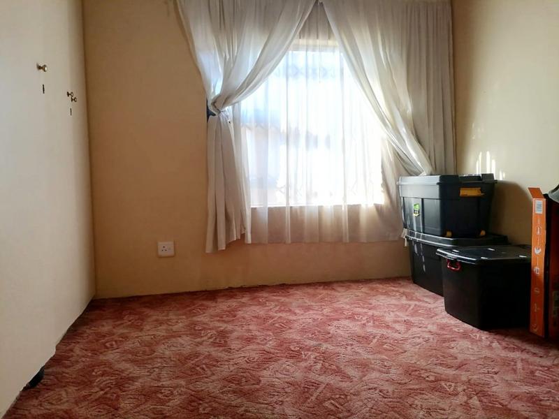 3 Bedroom Property for Sale in Meadowlands Gauteng