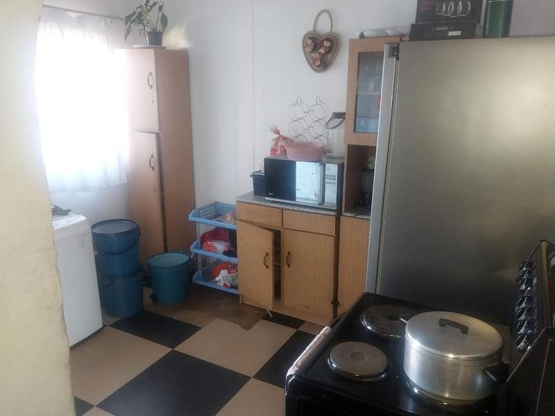 2 Bedroom Property for Sale in Naledi Gauteng