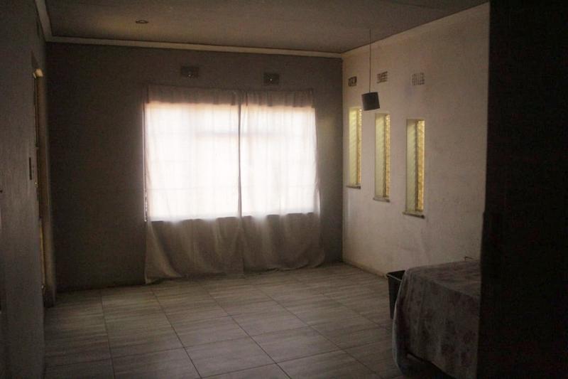 2 Bedroom Property for Sale in Orange Farm Gauteng