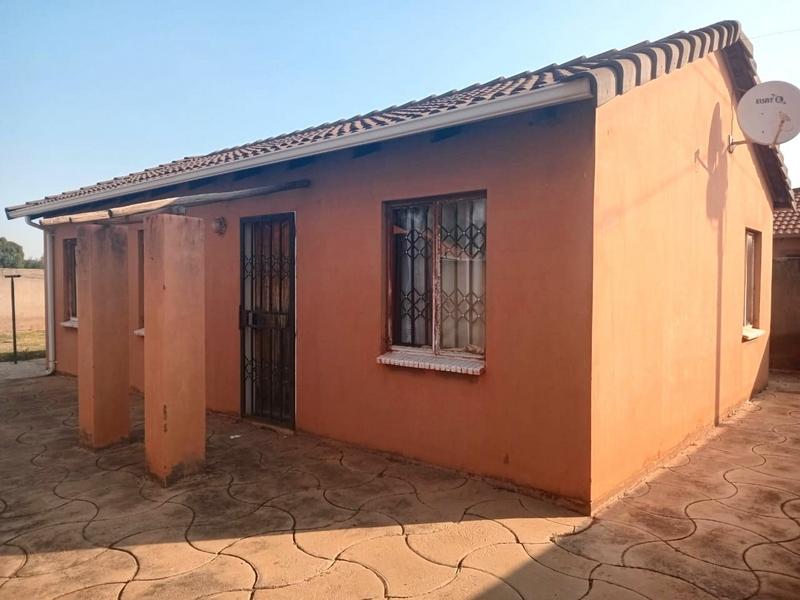 3 Bedroom Property for Sale in Protea Glen Gauteng