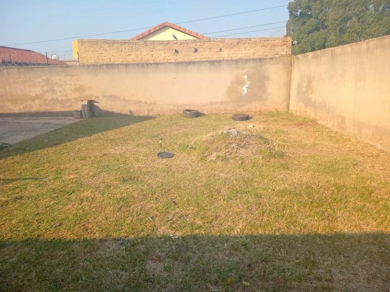 3 Bedroom Property for Sale in Protea Glen Gauteng