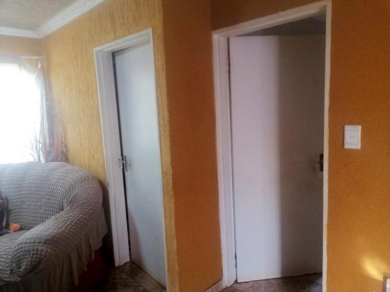 3 Bedroom Property for Sale in Protea Glen Gauteng