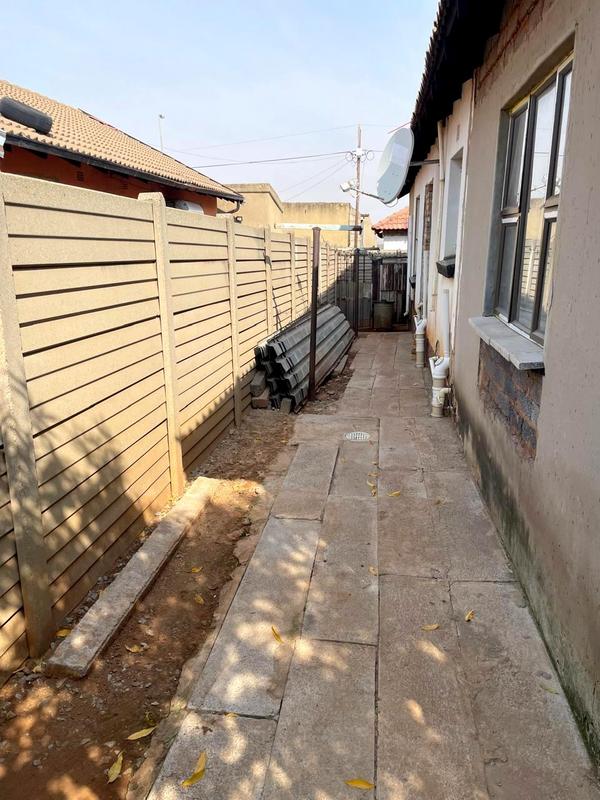 3 Bedroom Property for Sale in Vosloorus Gauteng