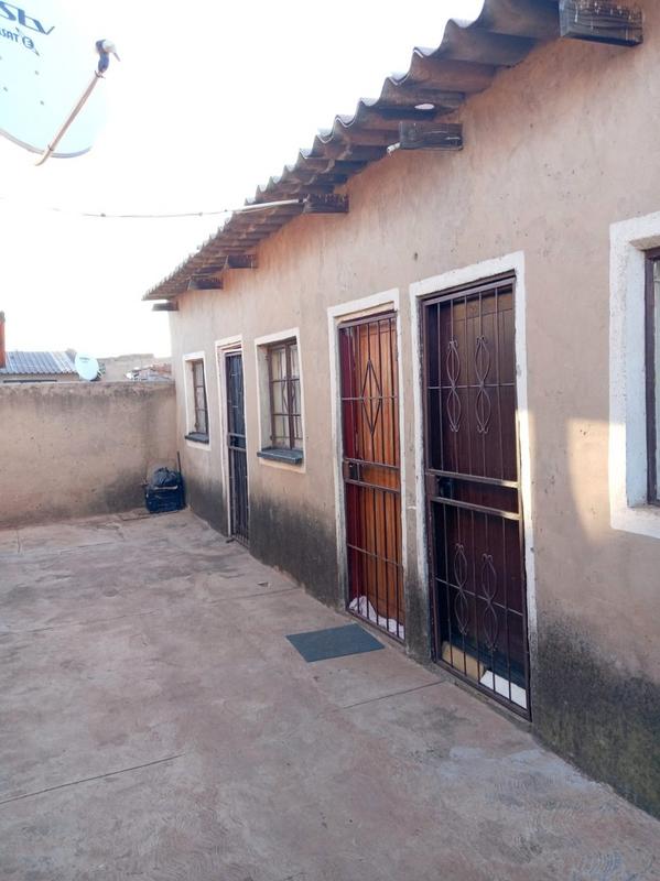 2 Bedroom Property for Sale in Vosloorus Gauteng