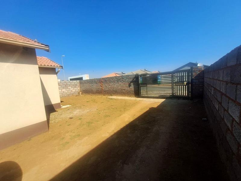 3 Bedroom Property for Sale in Windmill Park Gauteng