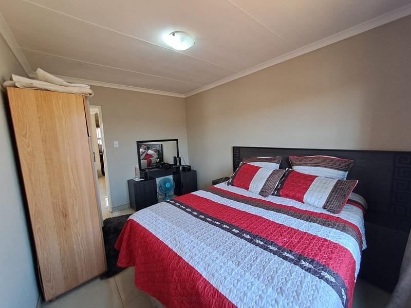 3 Bedroom Property for Sale in Windmill Park Gauteng