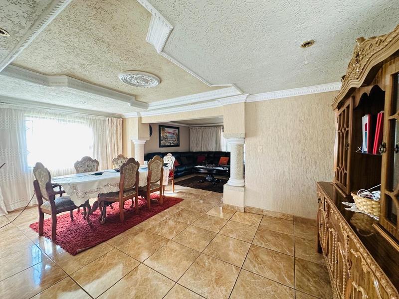 3 Bedroom Property for Sale in Zakariyya Park Gauteng