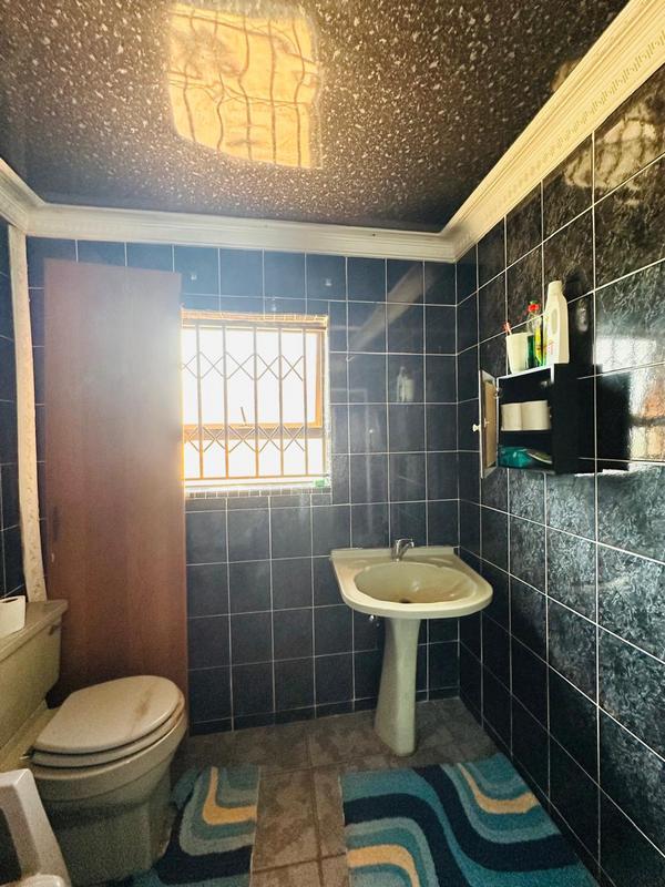 3 Bedroom Property for Sale in Zakariyya Park Gauteng