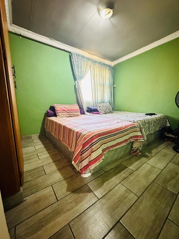 3 Bedroom Property for Sale in Zakariyya Park Gauteng