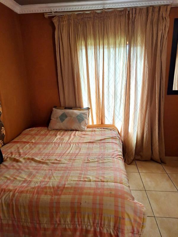 3 Bedroom Property for Sale in Zakariyya Park Gauteng