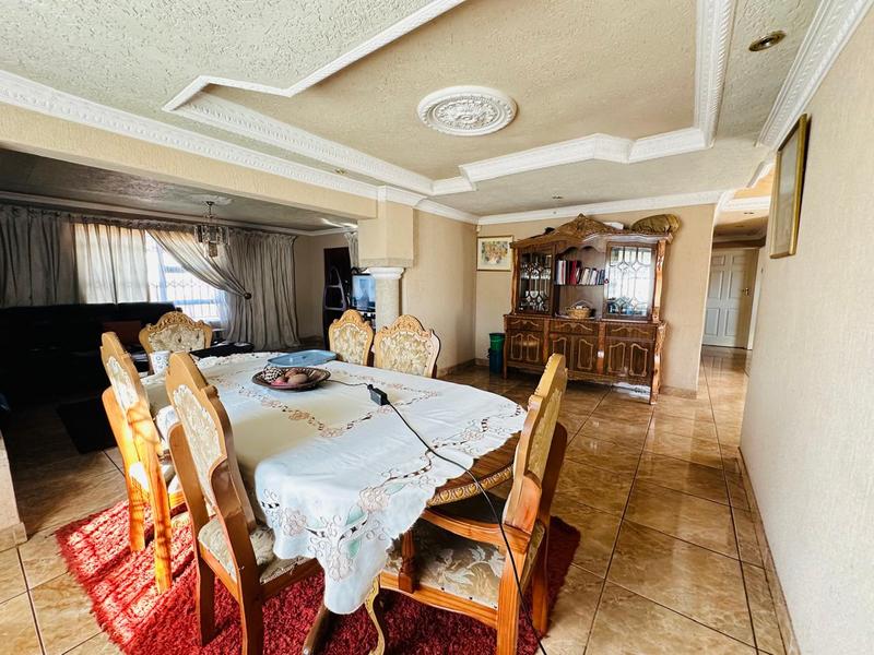 3 Bedroom Property for Sale in Zakariyya Park Gauteng