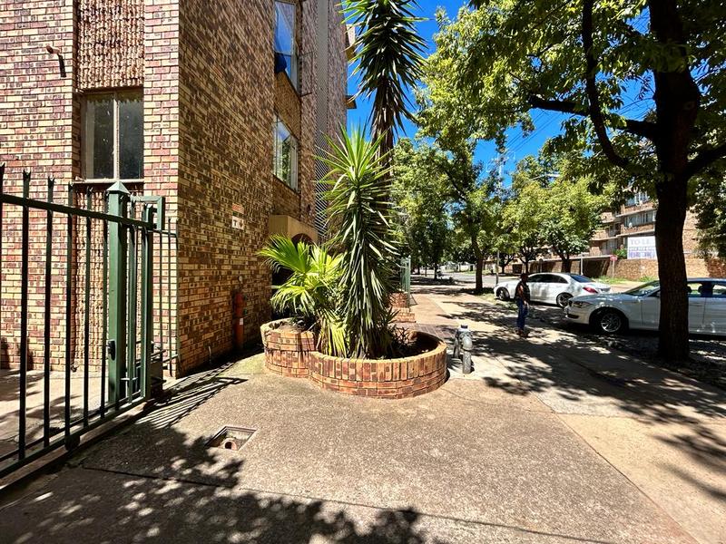 To Let 2 Bedroom Property for Rent in Sunnyside Gauteng