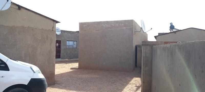 2 Bedroom Property for Sale in Buhle Park Gauteng