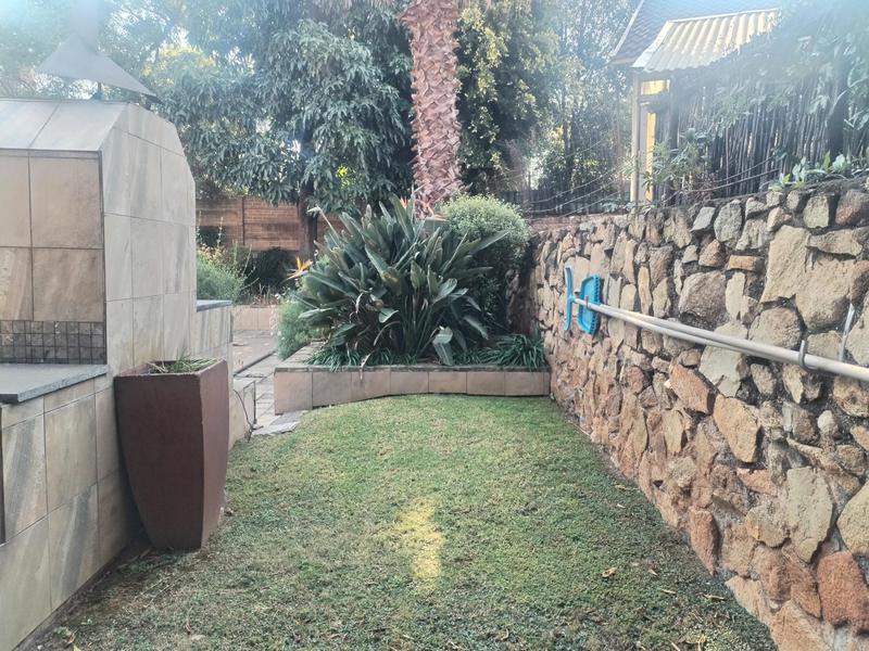 To Let 3 Bedroom Property for Rent in Weltevreden Park Gauteng