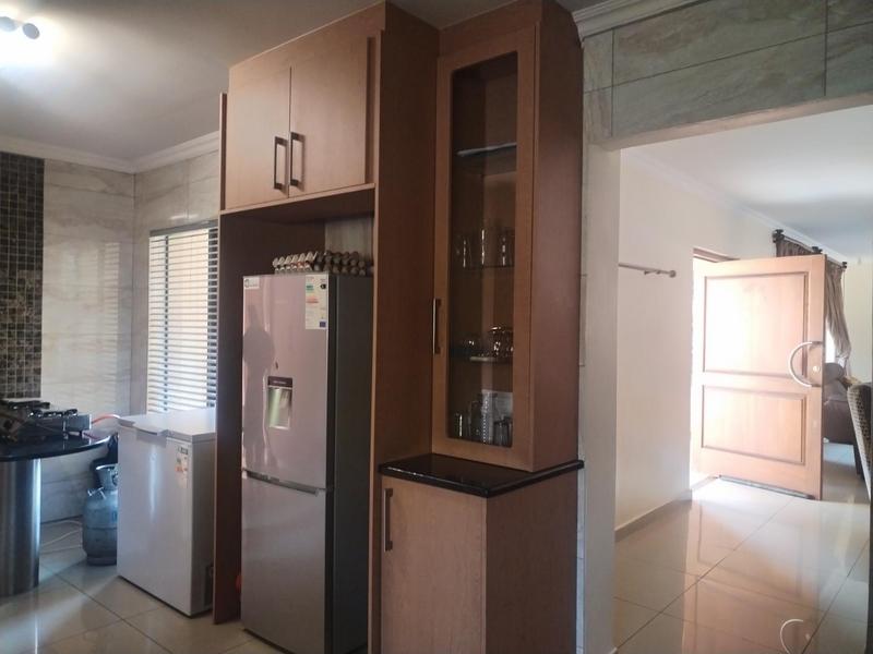 To Let 3 Bedroom Property for Rent in Weltevreden Park Gauteng