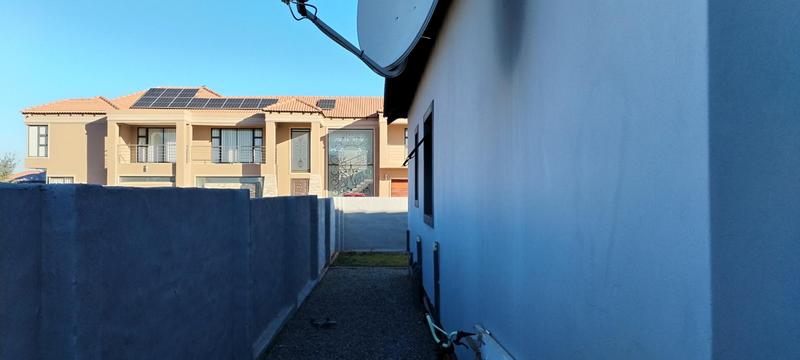 To Let 3 Bedroom Property for Rent in Wildtuinpark Gauteng