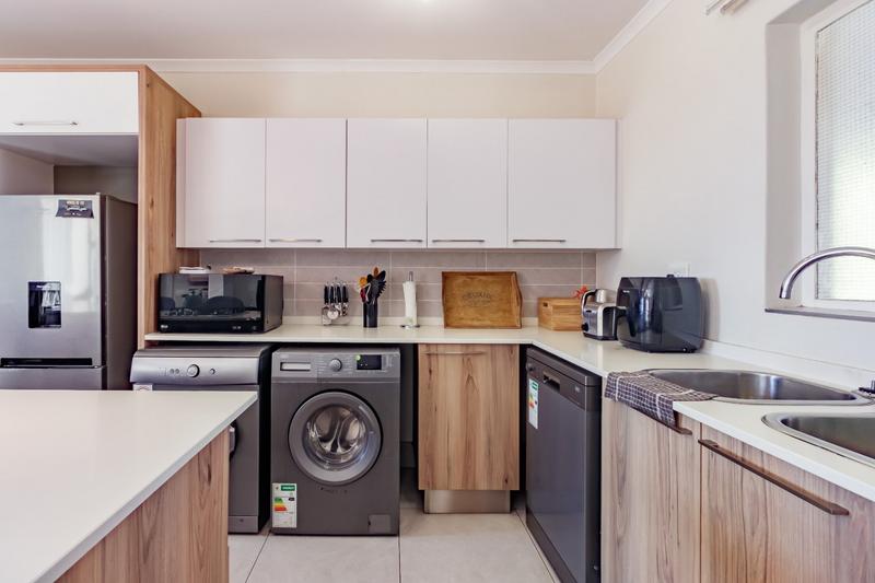 2 Bedroom Property for Sale in Golden Fields Estate Gauteng