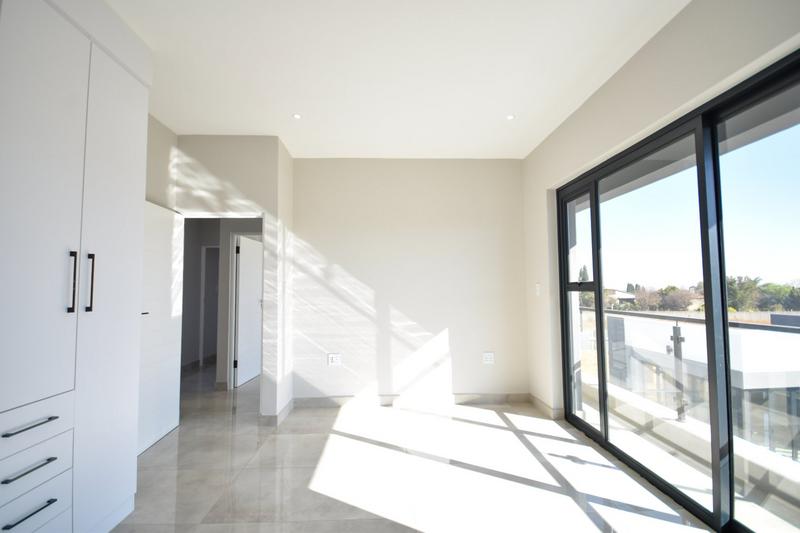 5 Bedroom Property for Sale in Midstream Estate Gauteng