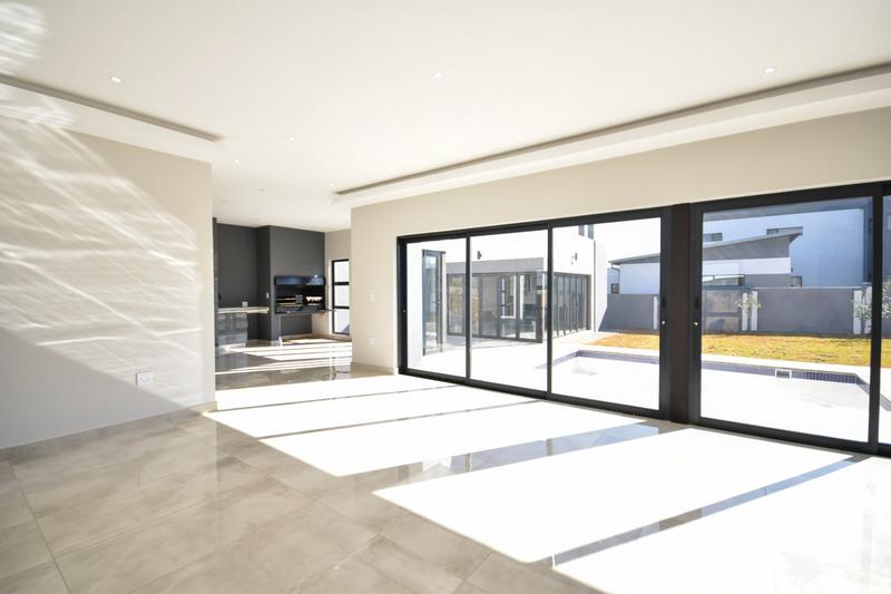 5 Bedroom Property for Sale in Midstream Estate Gauteng