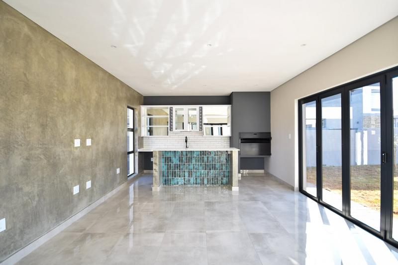 5 Bedroom Property for Sale in Midstream Estate Gauteng