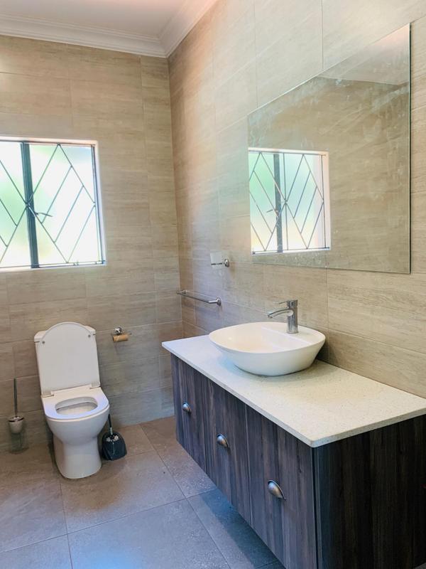 To Let 4 Bedroom Property for Rent in Blairgowrie Gauteng
