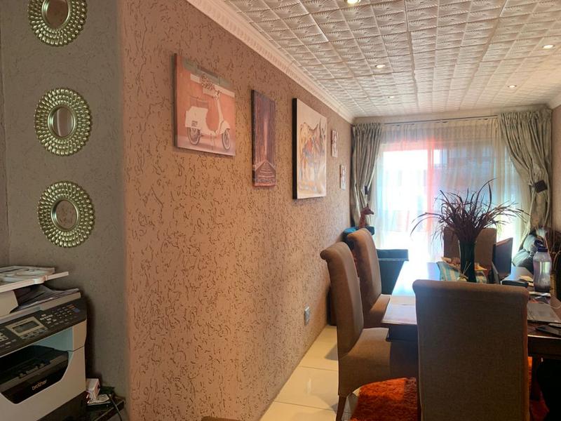 3 Bedroom Property for Sale in Fleurhof Gauteng