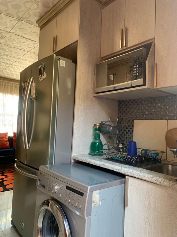 3 Bedroom Property for Sale in Fleurhof Gauteng
