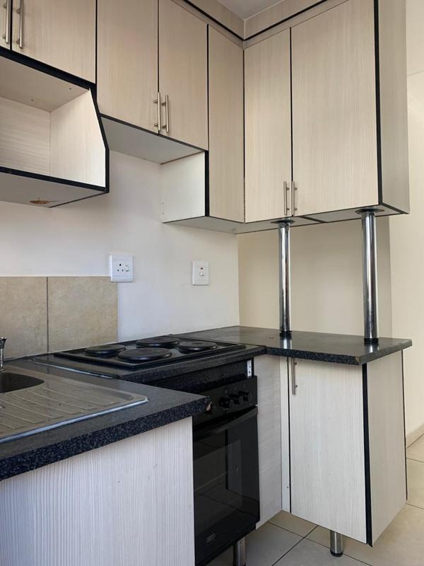 3 Bedroom Property for Sale in Fleurhof Gauteng