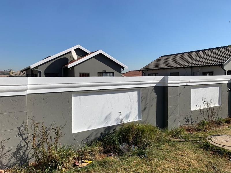 3 Bedroom Property for Sale in Fleurhof Gauteng