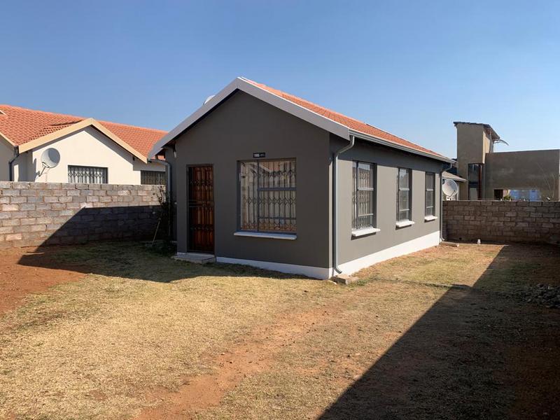 3 Bedroom Property for Sale in Fleurhof Gauteng