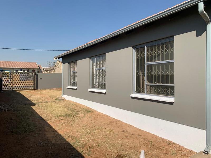 3 Bedroom Property for Sale in Fleurhof Gauteng