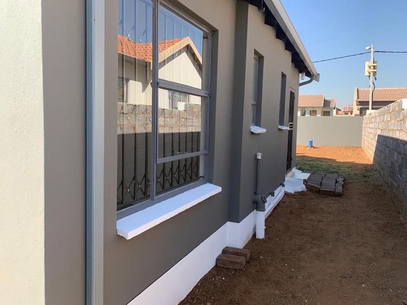3 Bedroom Property for Sale in Fleurhof Gauteng