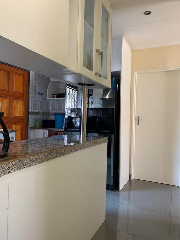 3 Bedroom Property for Sale in Fleurhof Gauteng