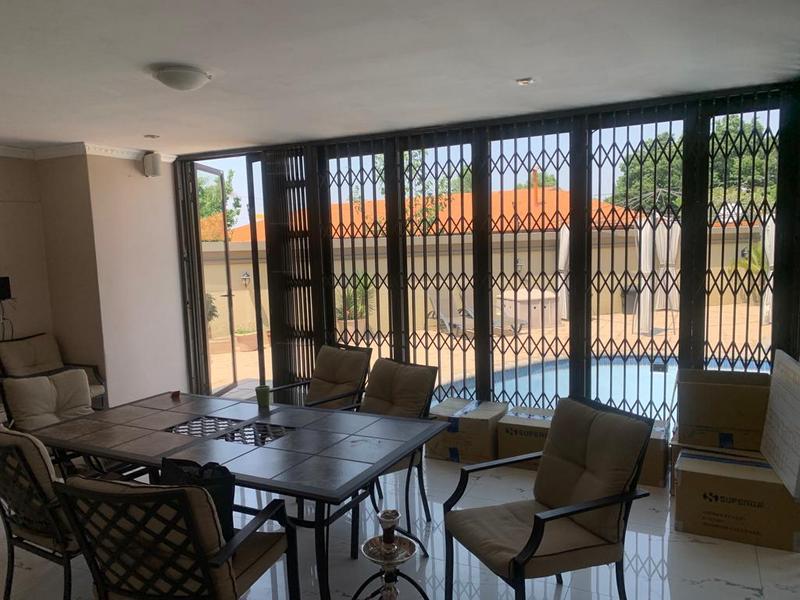 4 Bedroom Property for Sale in Florida Gauteng