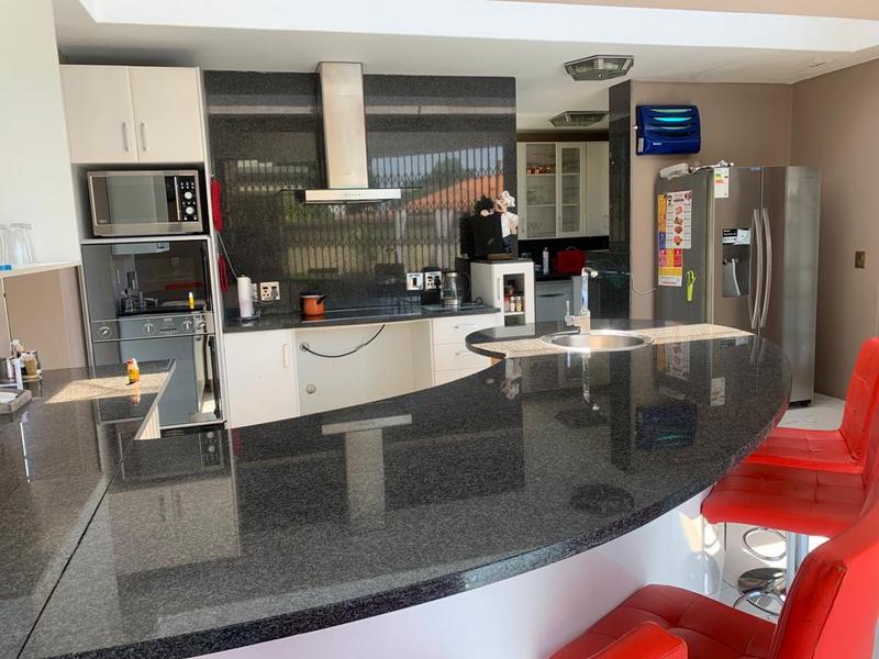 4 Bedroom Property for Sale in Florida Gauteng