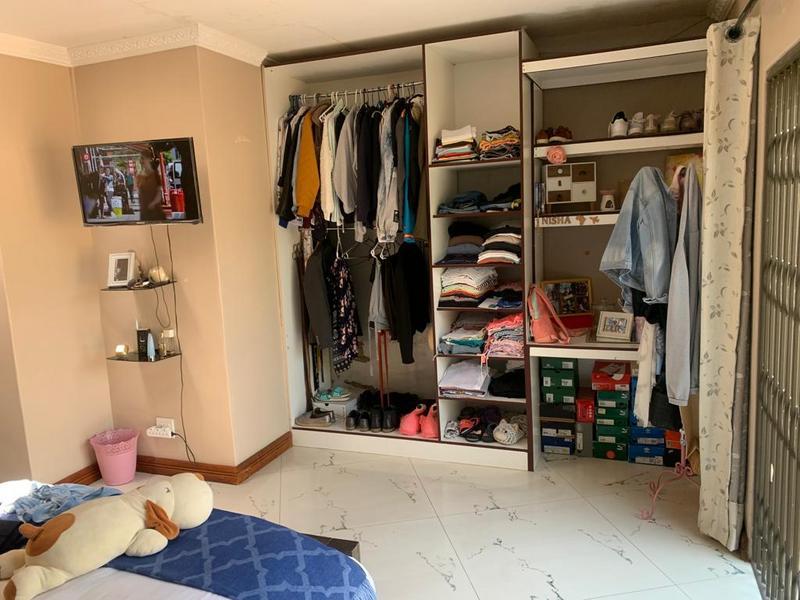 4 Bedroom Property for Sale in Florida Gauteng