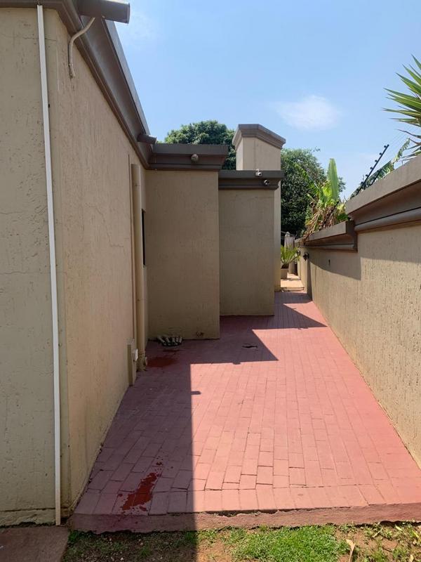 4 Bedroom Property for Sale in Florida Gauteng