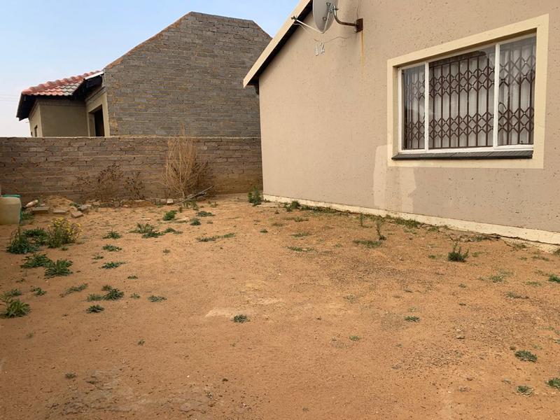 2 Bedroom Property for Sale in Finsbury Gauteng