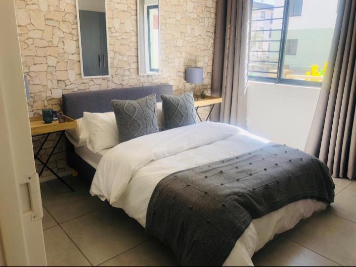 To Let 2 Bedroom Property for Rent in Bramley Gauteng
