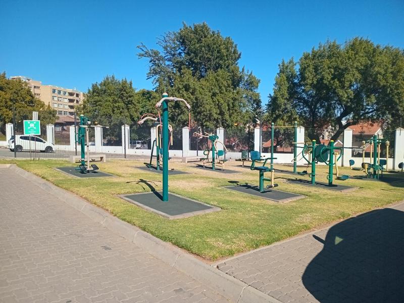 To Let 3 Bedroom Property for Rent in Bramley Gauteng